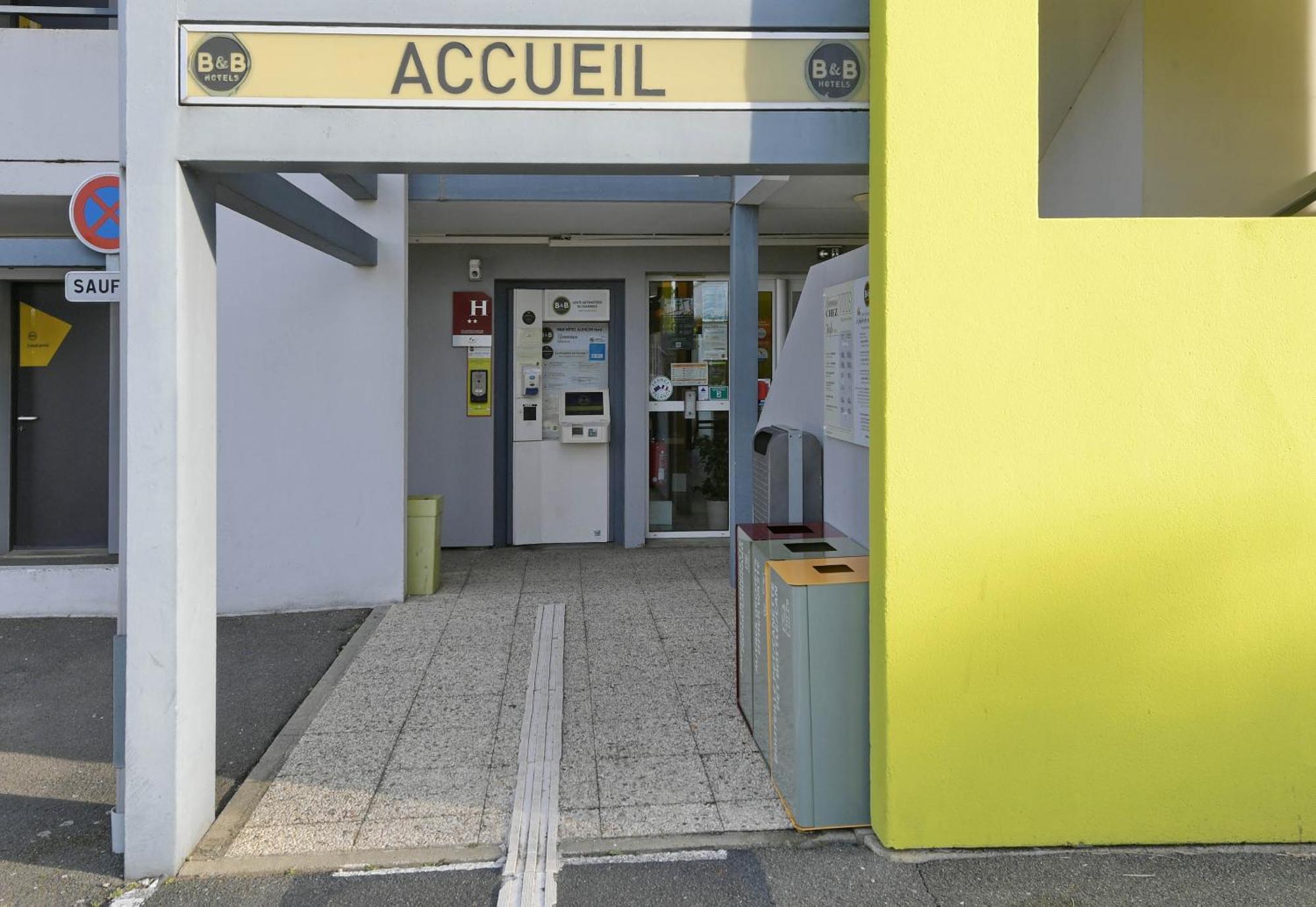 B&B Hotel Alencon Nord エクステリア 写真