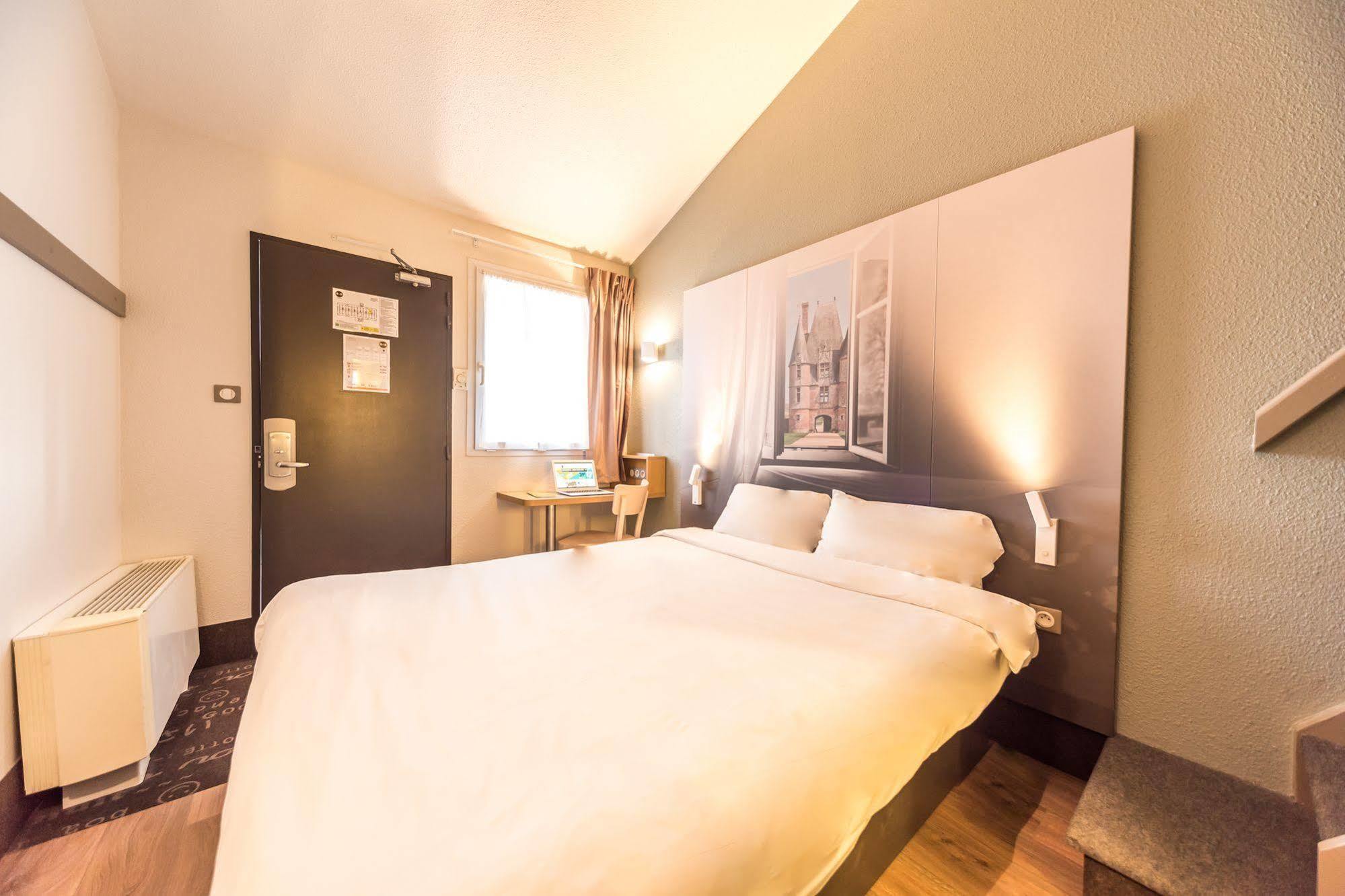 B&B Hotel Alencon Nord エクステリア 写真