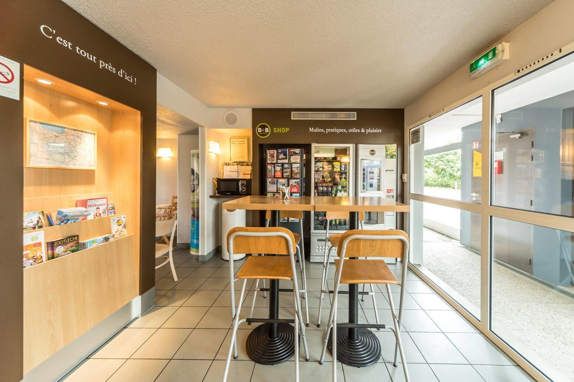 B&B Hotel Alencon Nord エクステリア 写真